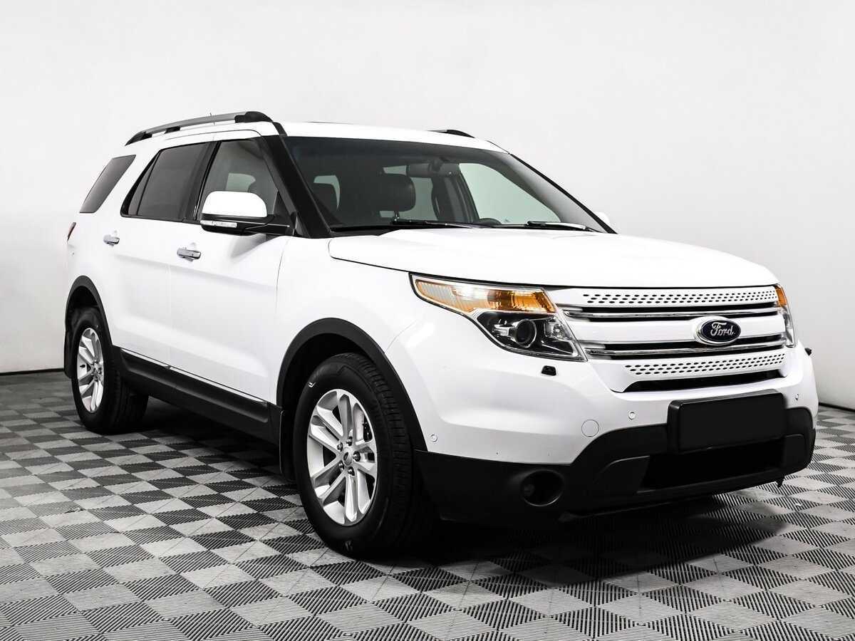 Ford Explorer б/у, 2013, Автоматическая. Фото: #2