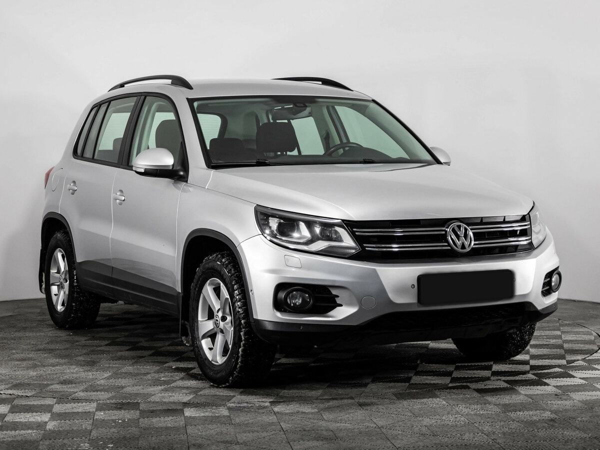 Volkswagen Tiguan б/у, 2014, Автоматическая. Фото: #2