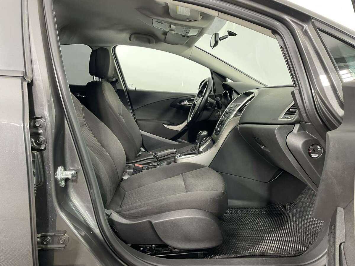 Opel Astra б/у, 2012, Автоматическая. Фото: #13