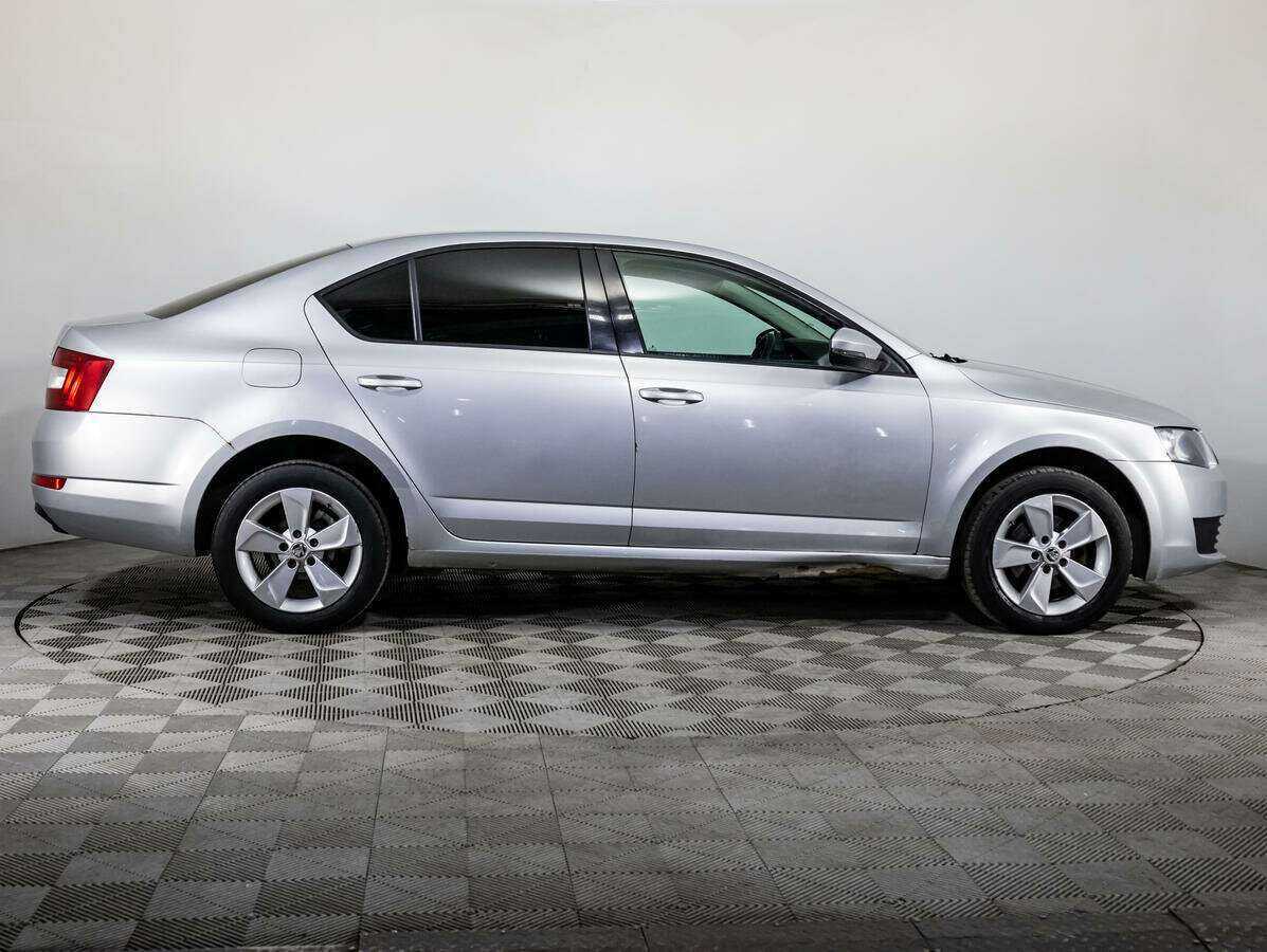 Skoda Octavia б/у, 2015, Автоматическая. Фото: #3
