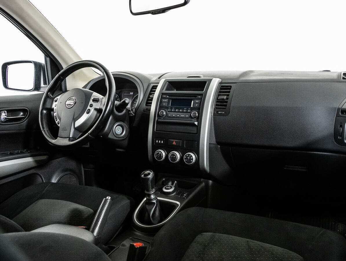 Nissan X-Trail б/у, 2014, Механическая. Фото: #8