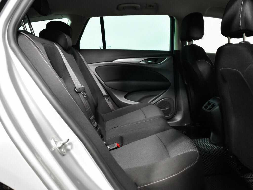 Opel Insignia б/у, 2018, Автоматическая. Фото: #9