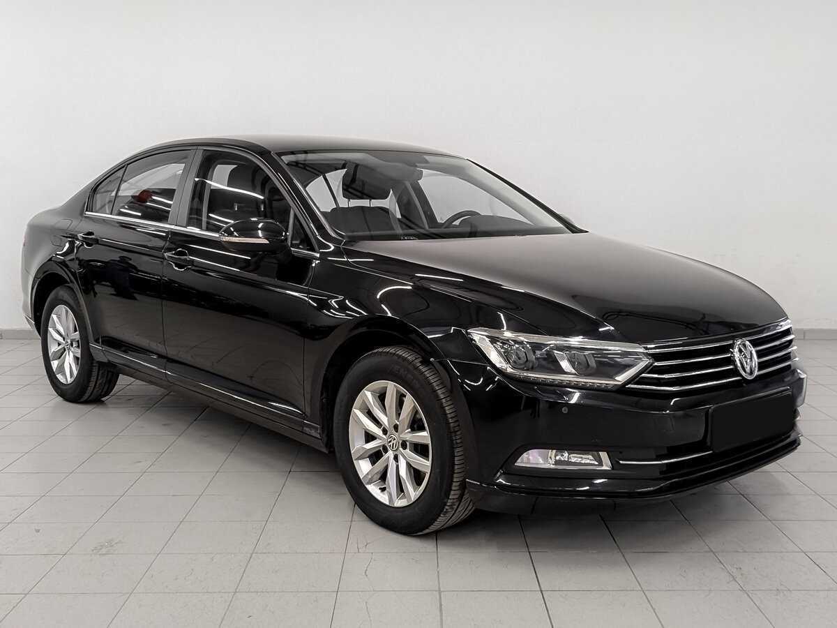 Volkswagen Passat б/у, 2016, Роботизированная. Фото: #2