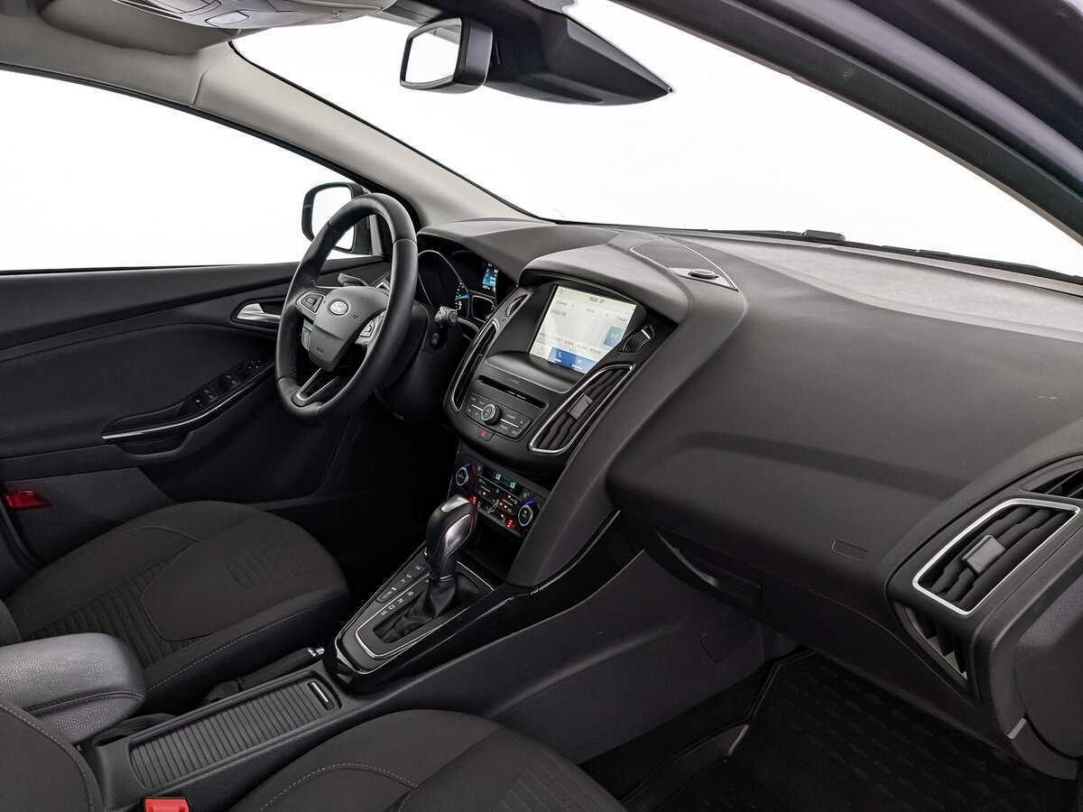 Ford Focus б/у, 2017, Автоматическая. Фото: #12