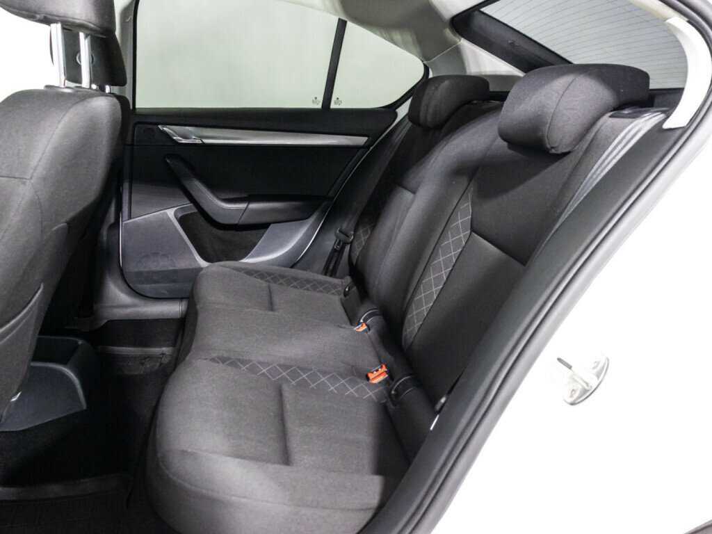 Skoda Octavia б/у, 2018, Механическая. Фото: #9