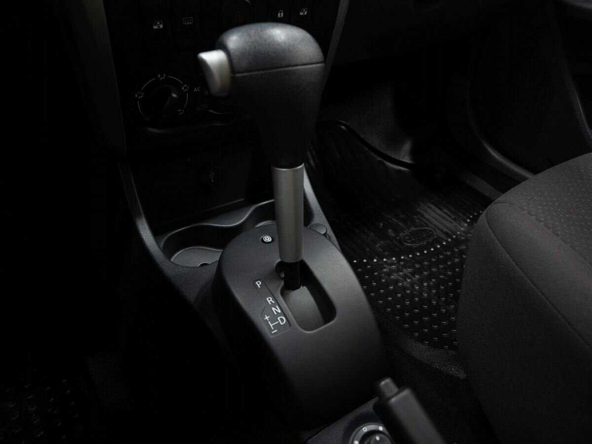 Nissan Almera б/у, 2013, Автоматическая. Фото: #19