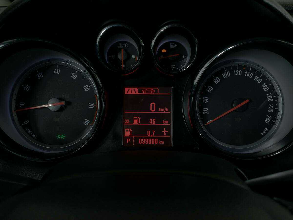 Opel Astra б/у, 2013, Автоматическая. Фото: #12