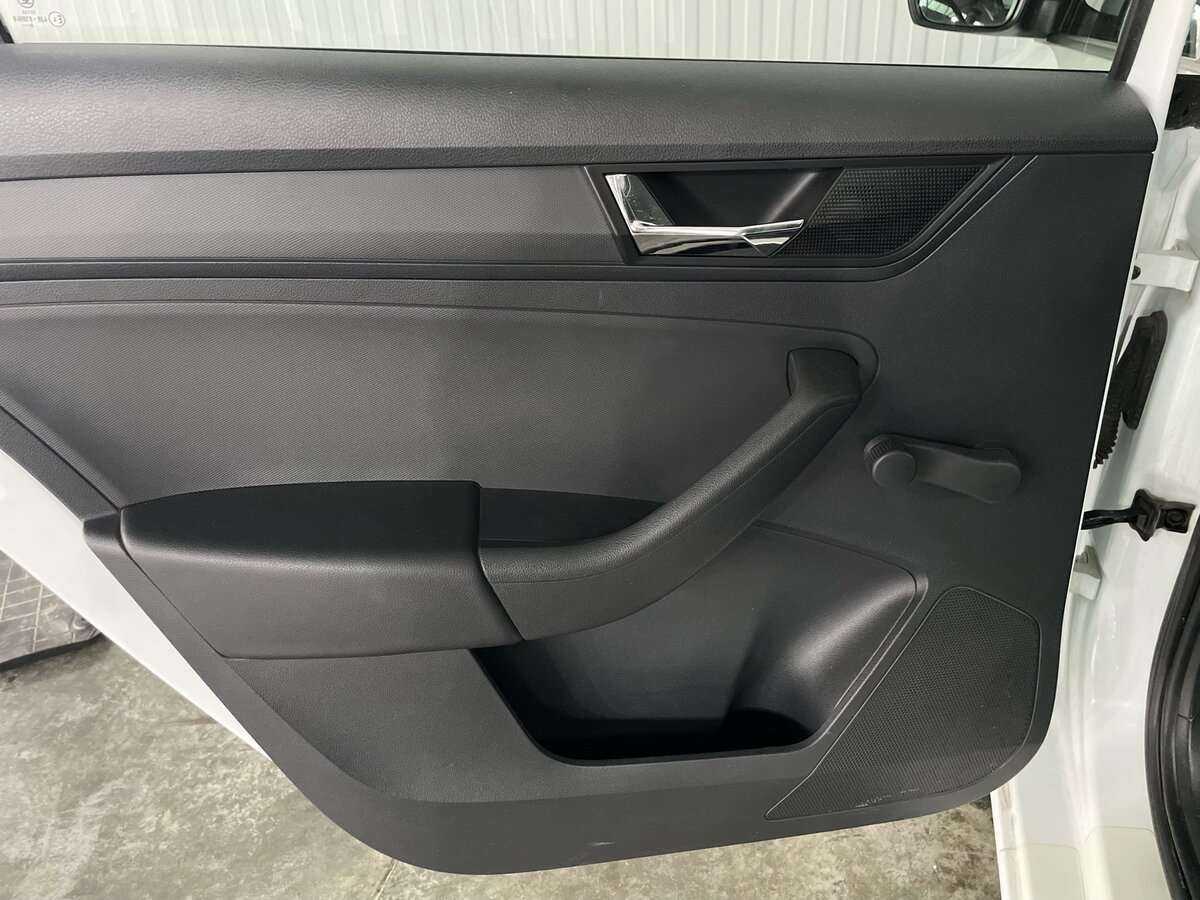 Skoda Rapid б/у, 2019, Механическая. Фото: #16