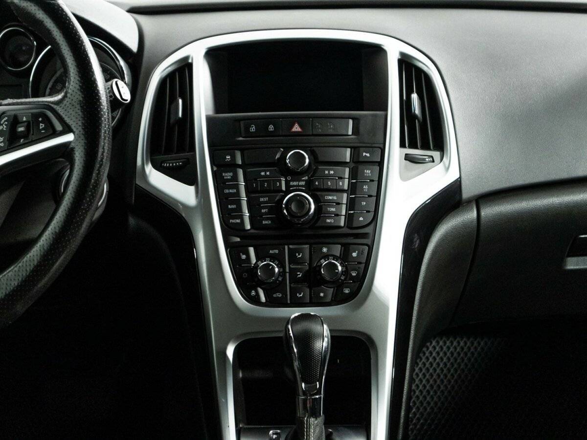 Opel Astra б/у, 2013, Автоматическая. Фото: #13