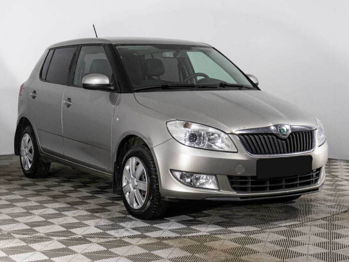 Skoda Fabia б/у, 2012, Автоматическая. Фото: #2
