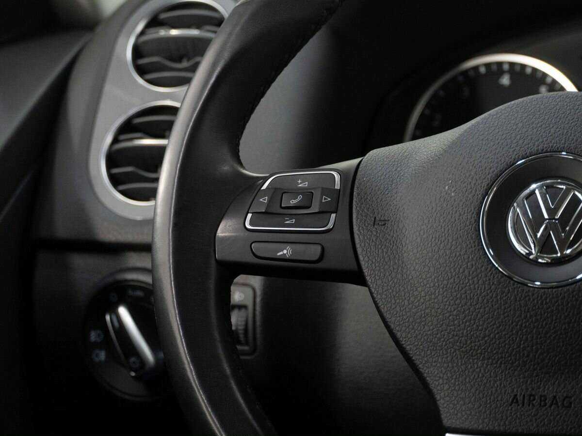 Volkswagen Tiguan б/у, 2014, Роботизированная. Фото: #14