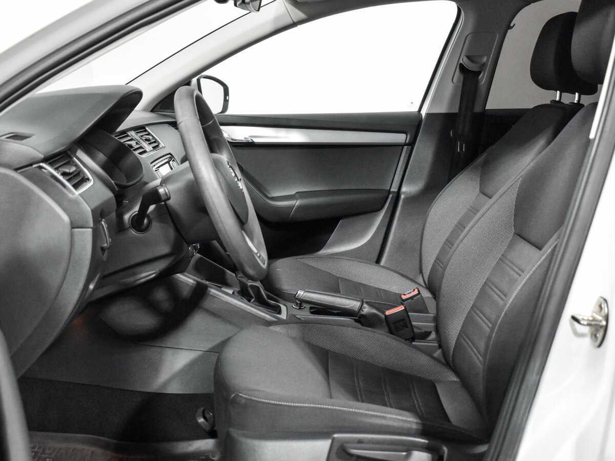 Skoda Octavia б/у, 2018, Роботизированная. Фото: #8