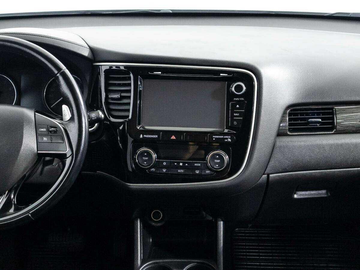 Mitsubishi Outlander б/у, 2015, Вариатор. Фото: #13