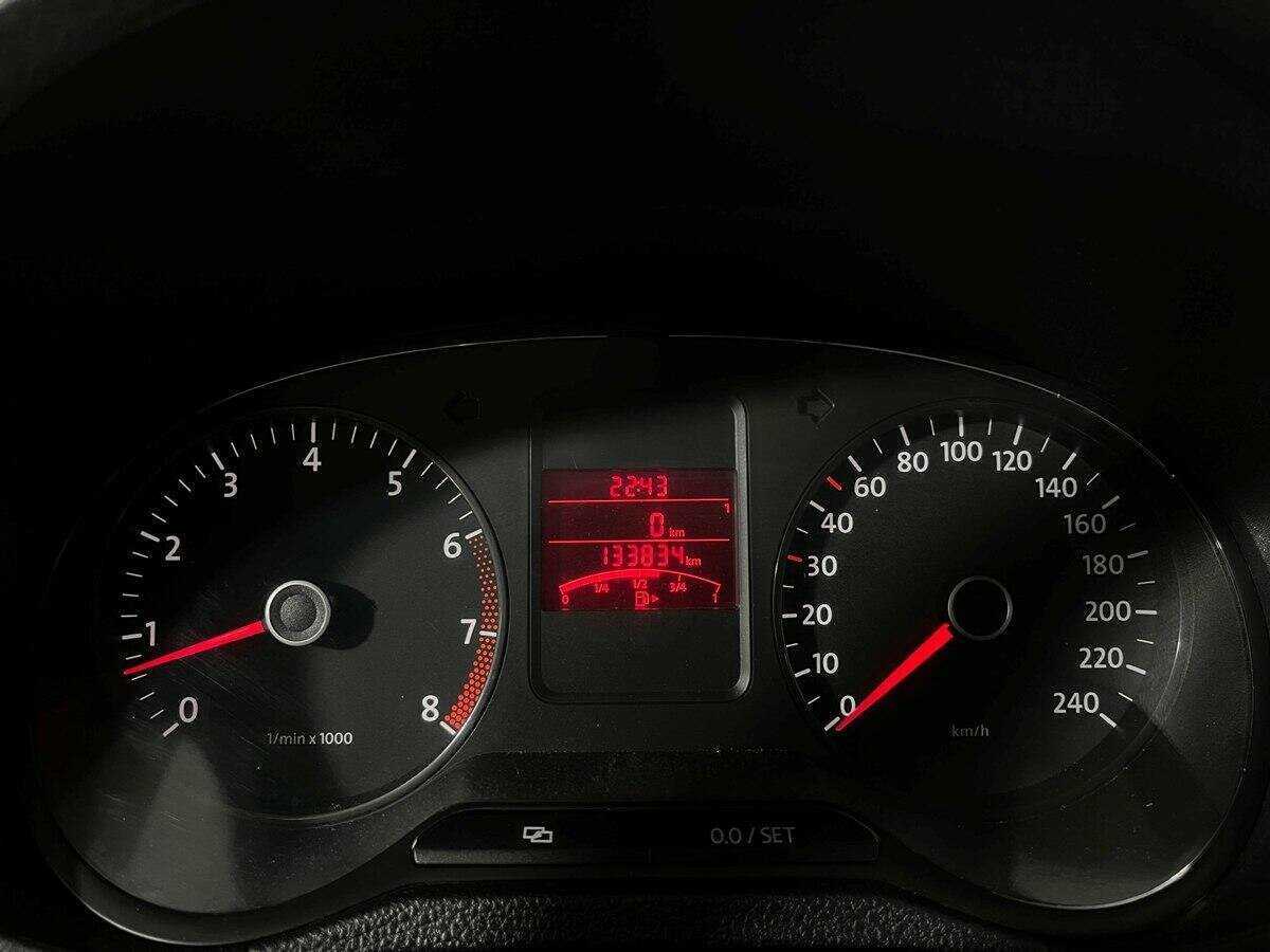 Volkswagen Polo б/у, 2012, Механическая. Фото: #8