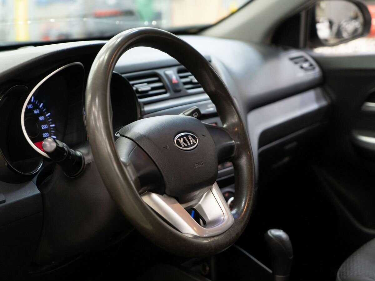Kia Rio б/у, 2012, Автоматическая. Фото: #3