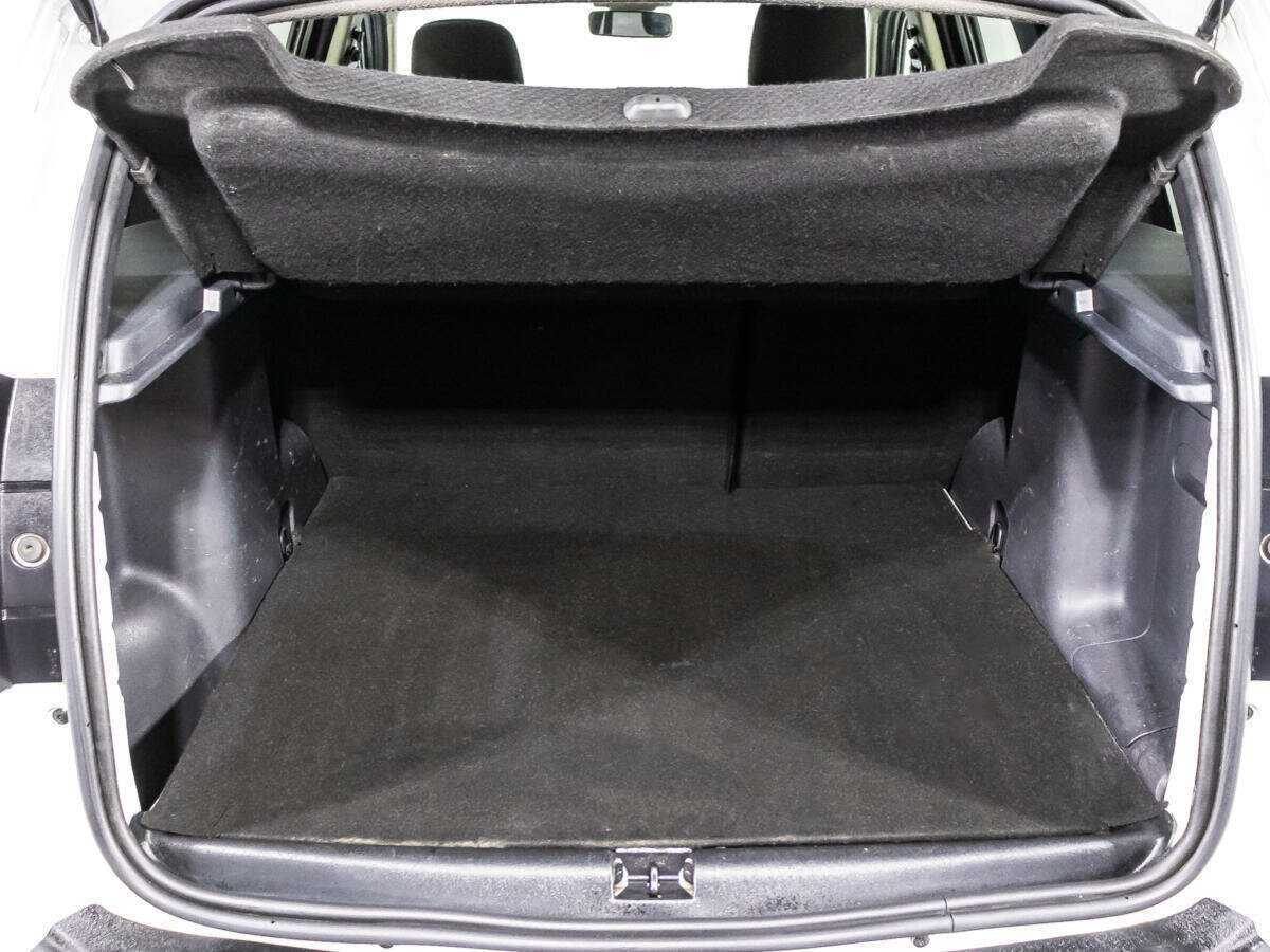 Nissan Terrano б/у, 2018, Механическая. Фото: #14