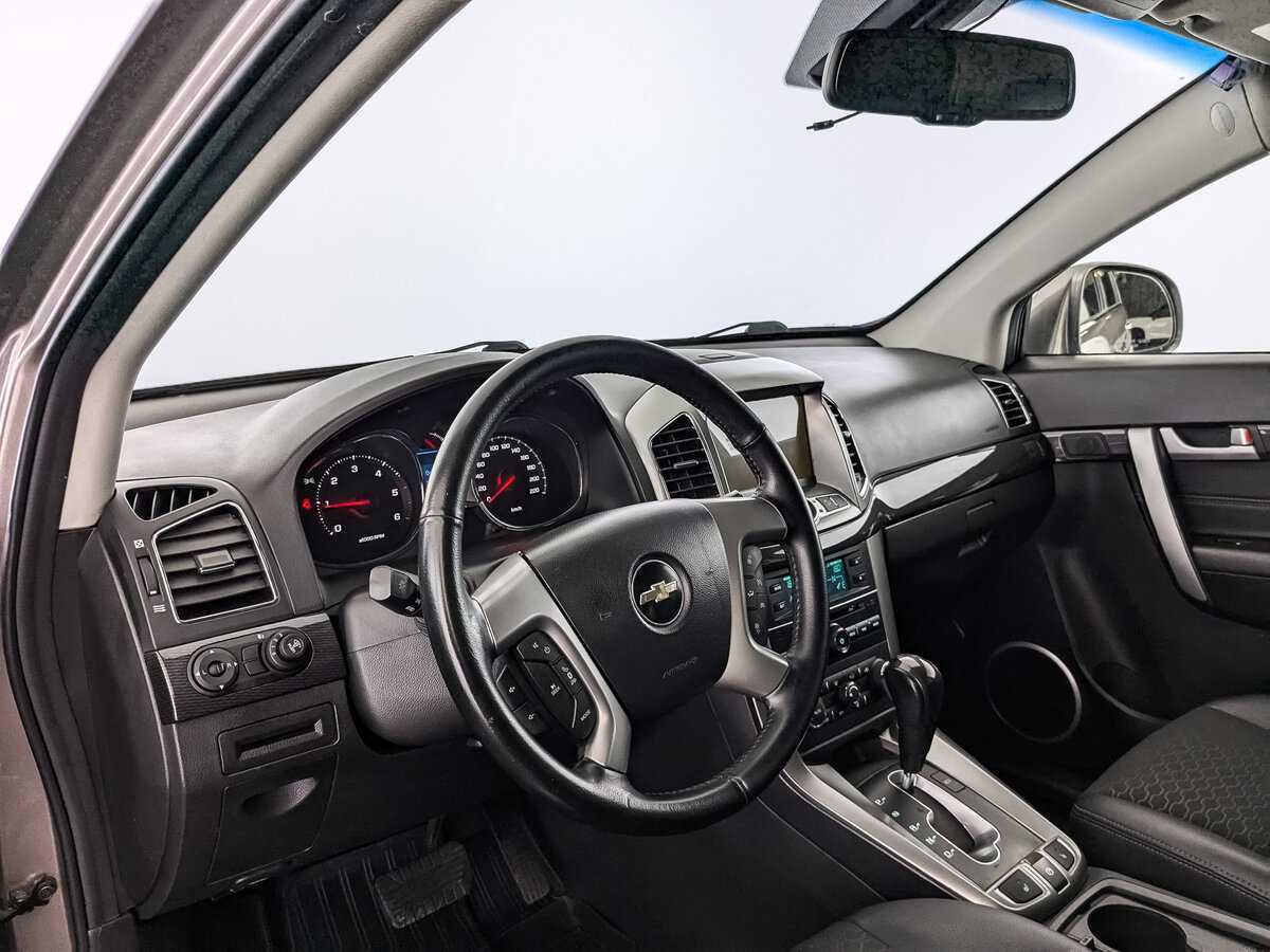 Chevrolet Captiva б/у, 2015, Автоматическая. Фото: #10