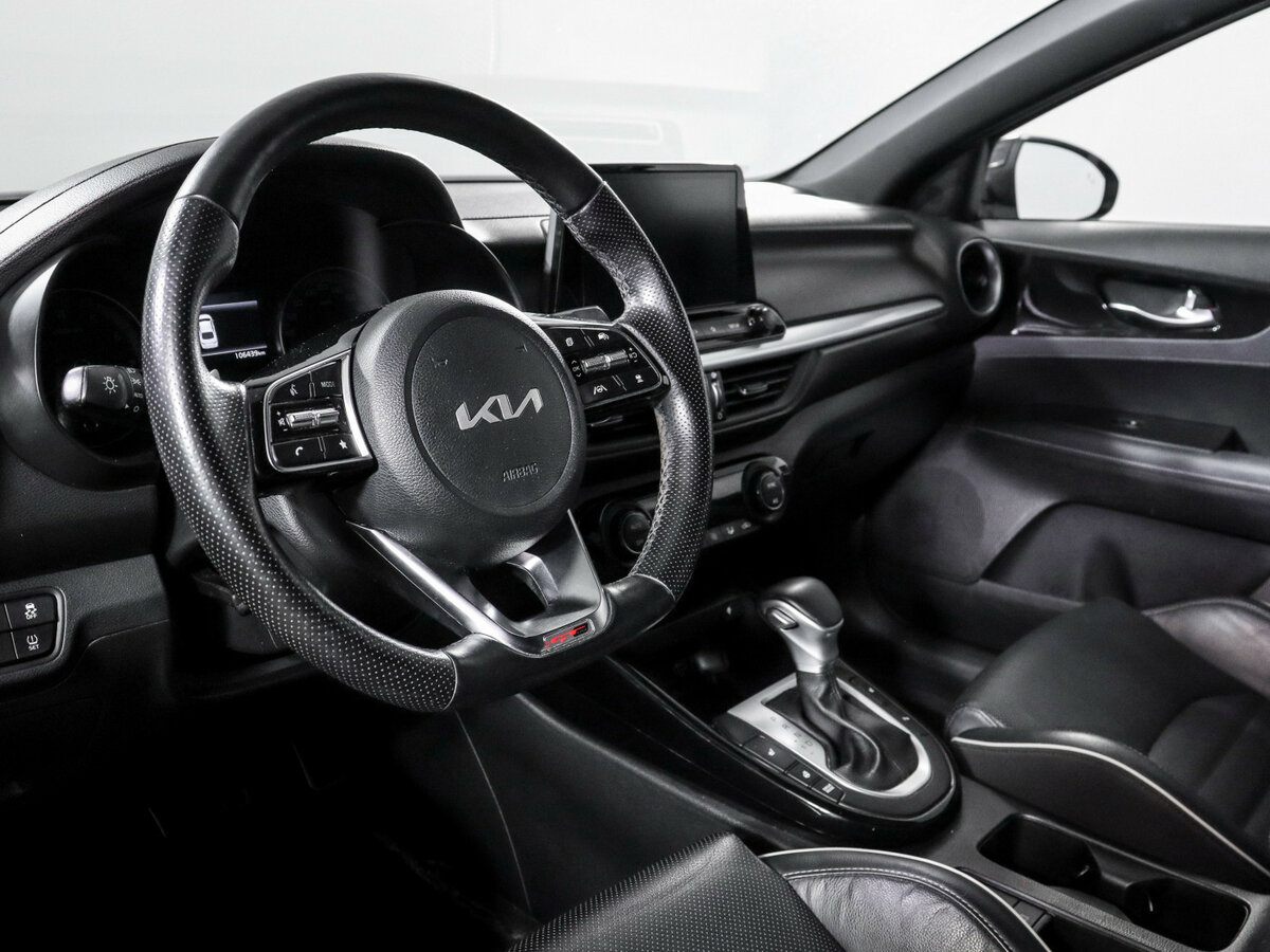 Kia Cerato б/у, 2022, Автоматическая. Фото: #10