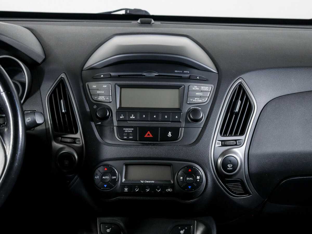Hyundai ix35 б/у, 2013, Автоматическая. Фото: #12