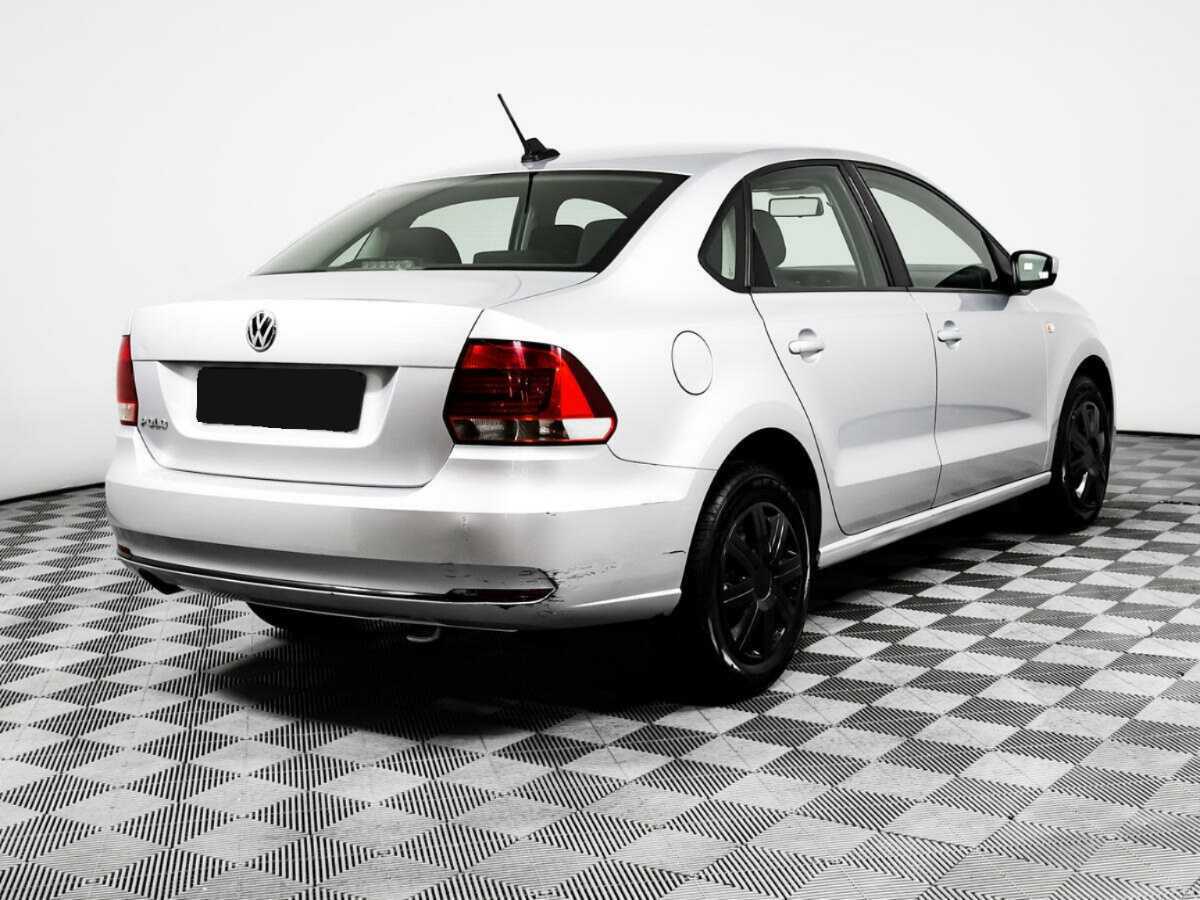 Volkswagen Polo б/у, 2018, Автоматическая. Фото: #4