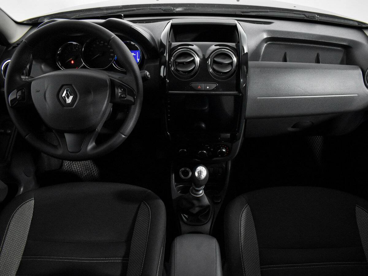 Renault Duster б/у, 2017, Механическая. Фото: #12