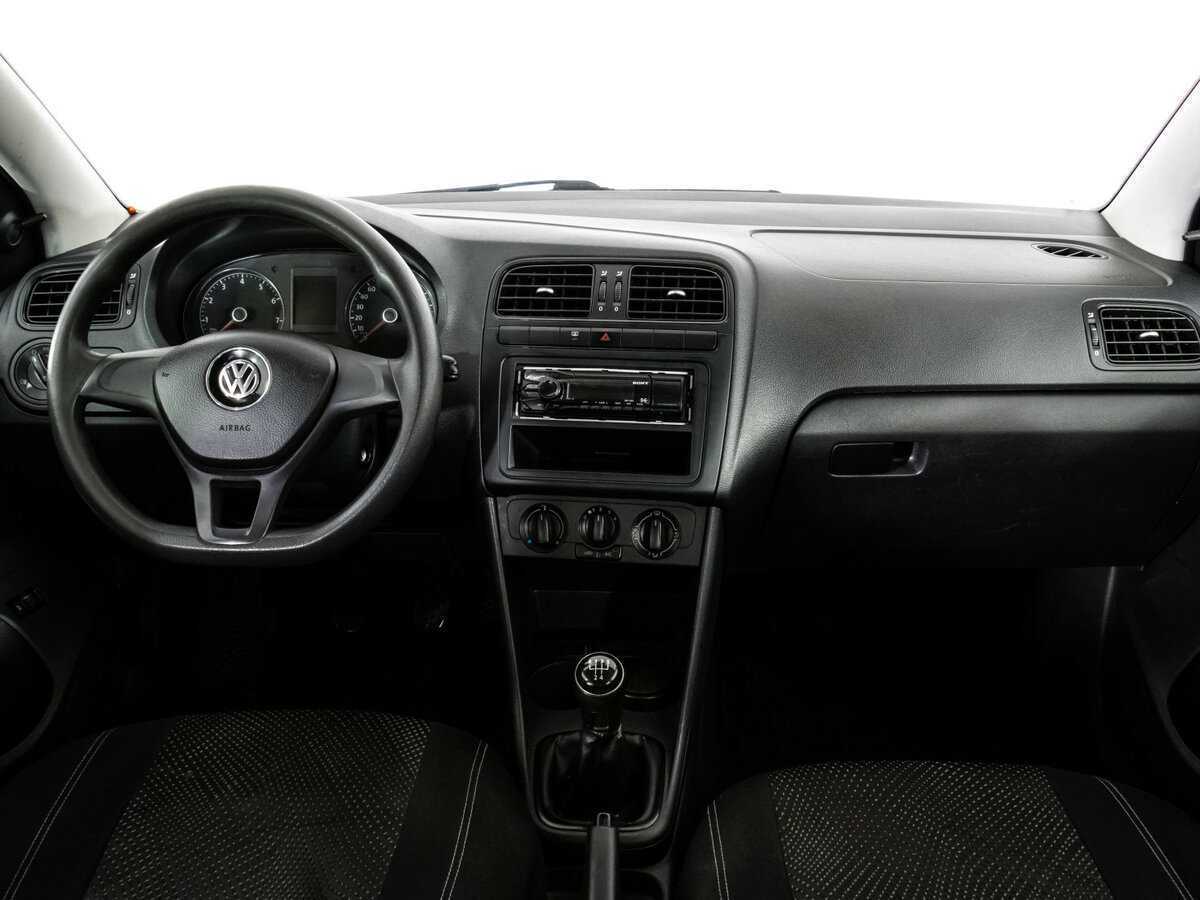 Volkswagen Polo б/у, 2017, Механическая. Фото: #7