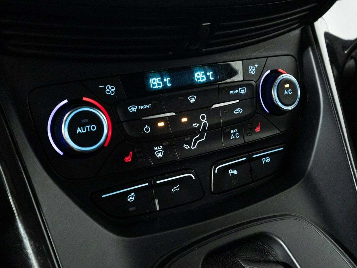 Ford Kuga б/у, 2017, Автоматическая. Фото: #14