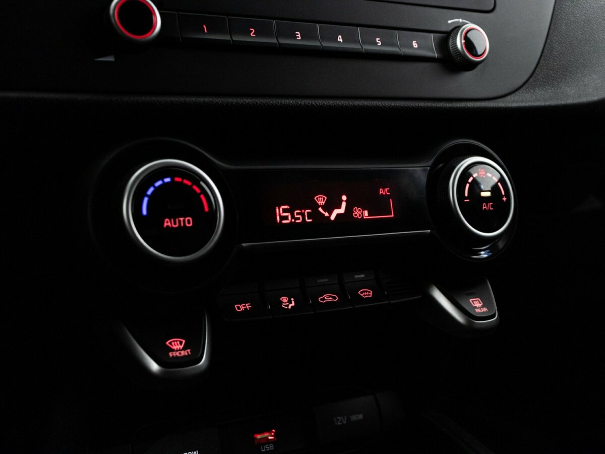 Kia Rio б/у, 2021, Автоматическая. Фото: #14