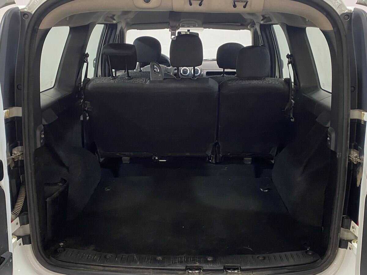 Lada (ВАЗ) Largus б/у, 2019, Механическая. Фото: #13