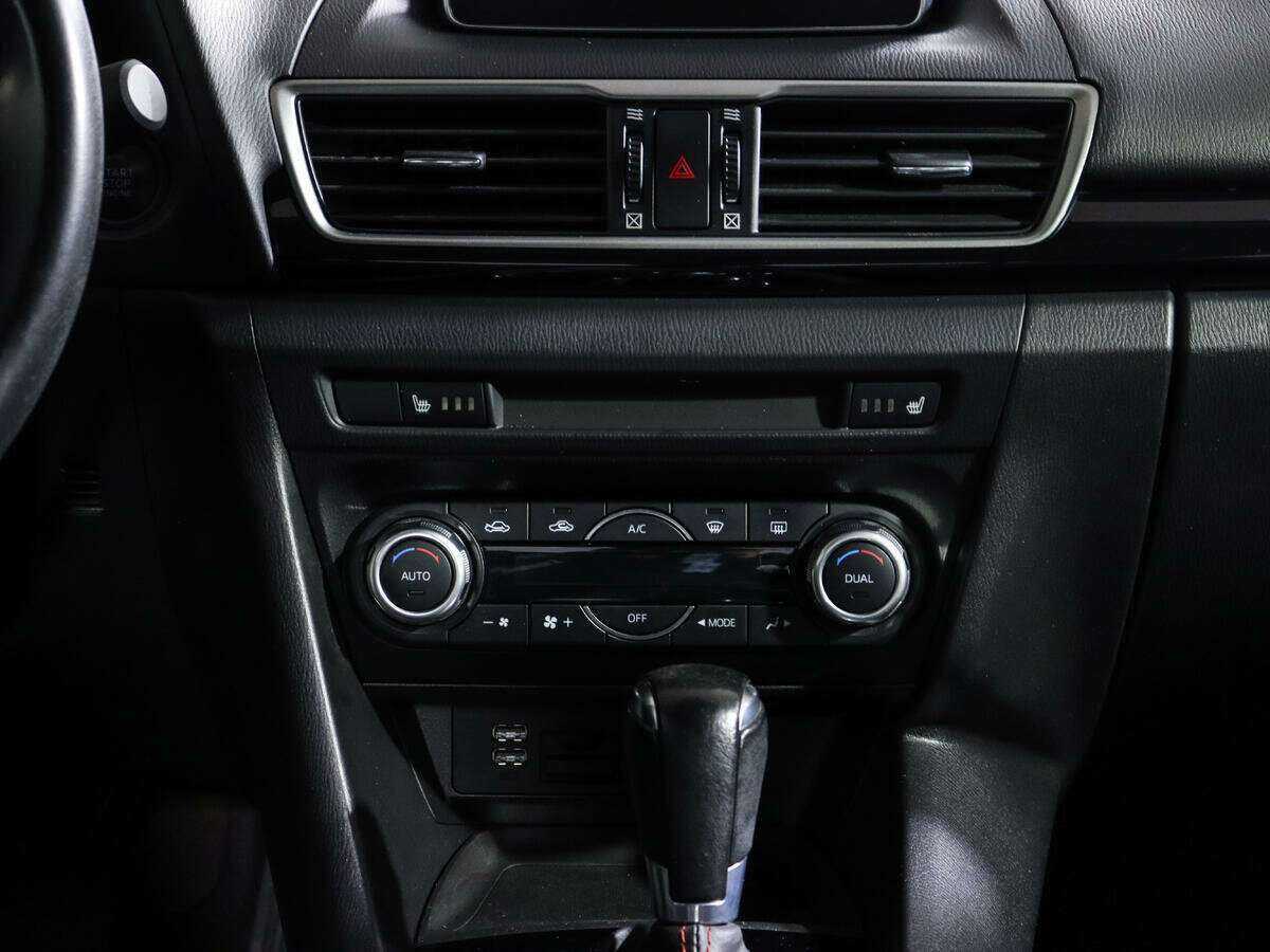 Mazda 3 б/у, 2014, Автоматическая. Фото: #11