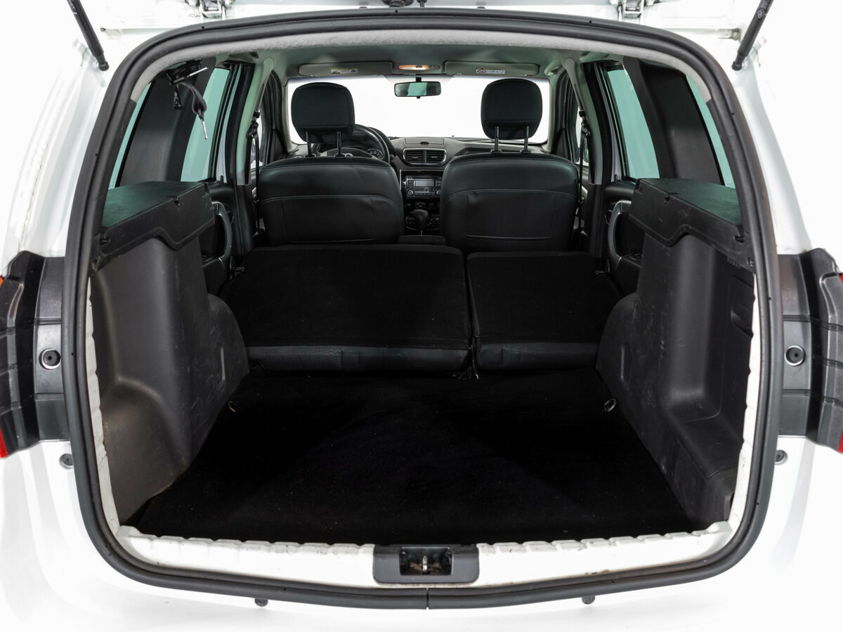 Nissan Terrano б/у, 2014, Автоматическая. Фото: #13