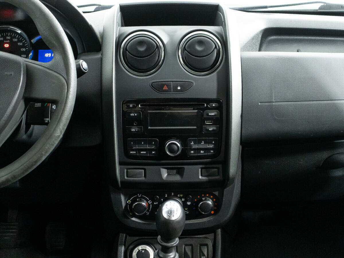 Renault Duster б/у, 2016, Механическая. Фото: #13