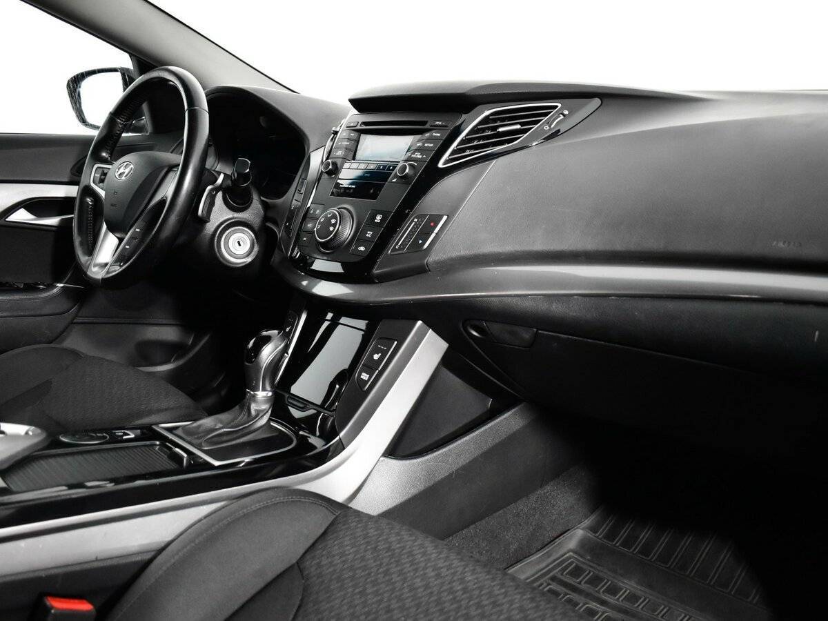 Hyundai i40 б/у, 2014, Автоматическая. Фото: #8