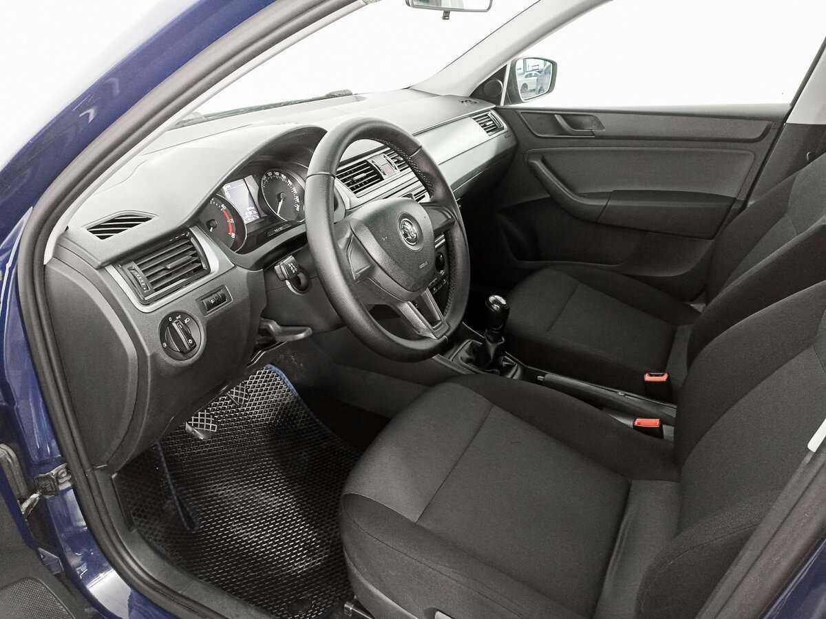 Skoda Rapid б/у, 2016, Механическая. Фото: #12