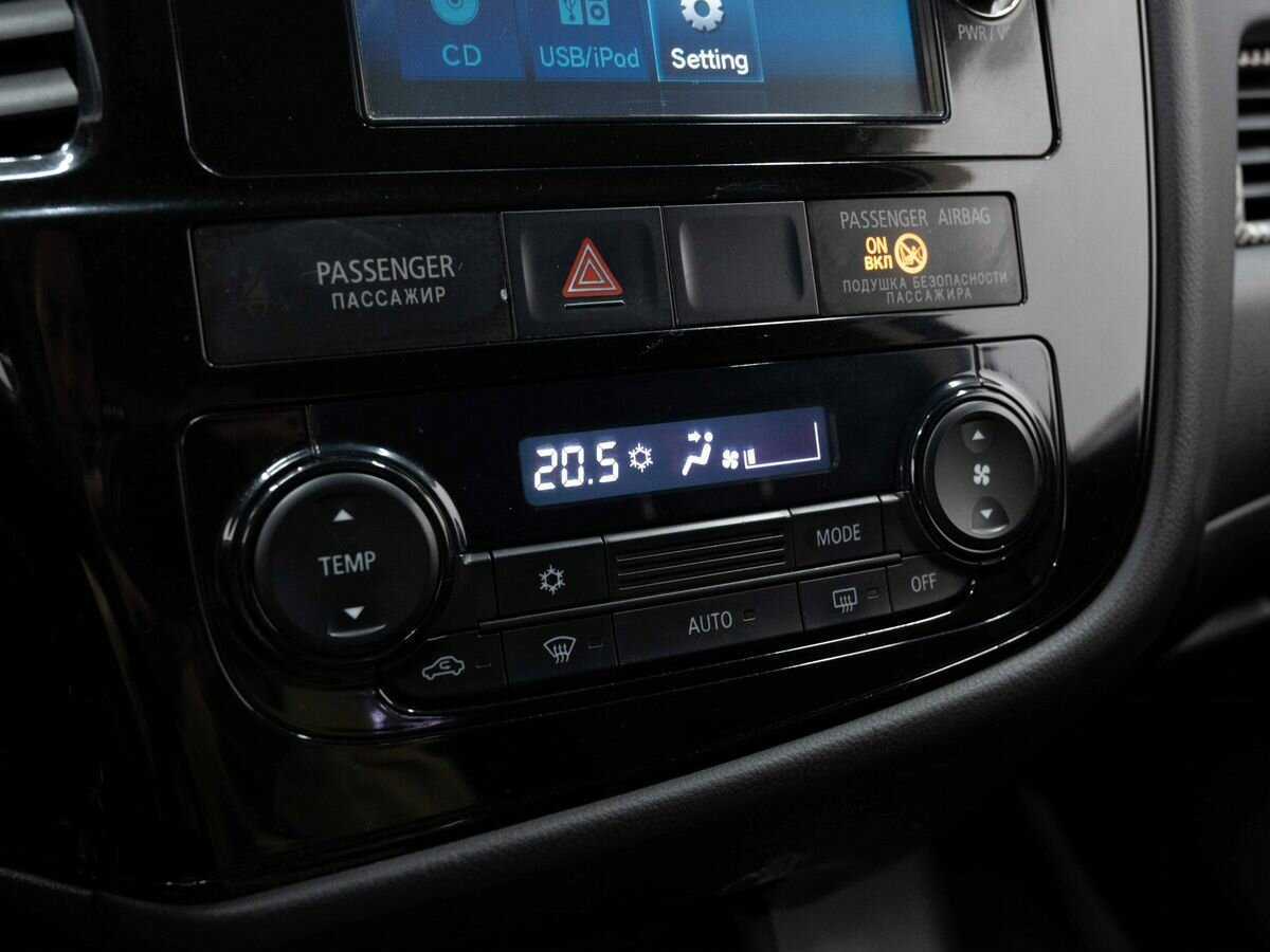 Mitsubishi Outlander б/у, 2014, Вариатор. Фото: #17