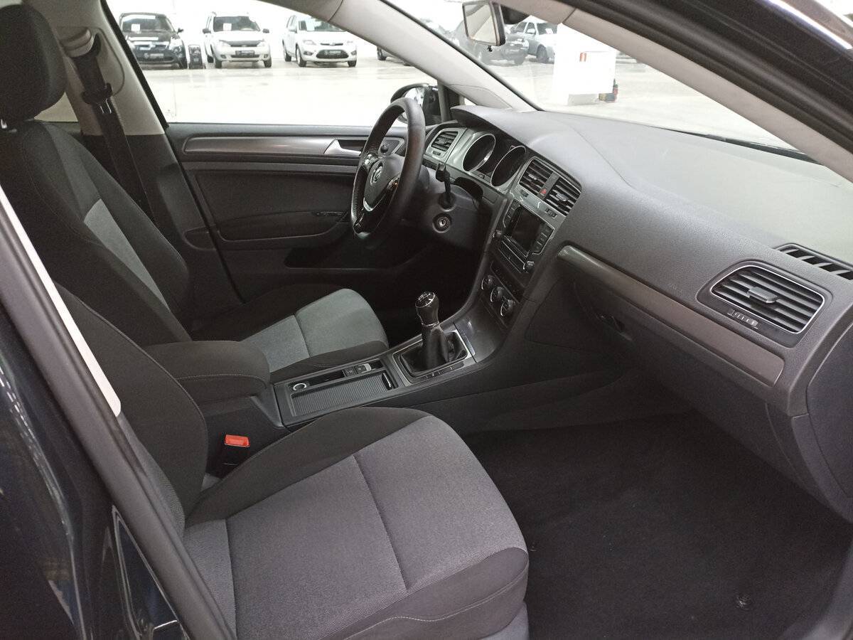 Volkswagen Golf б/у, 2013, Механическая. Фото: #10