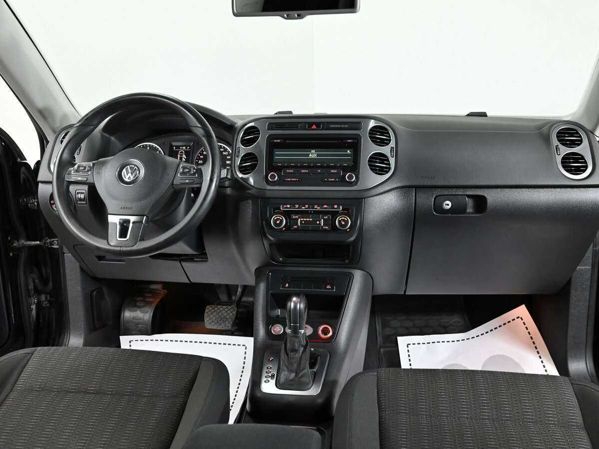 Volkswagen Tiguan б/у, 2013, Автоматическая. Фото: #7