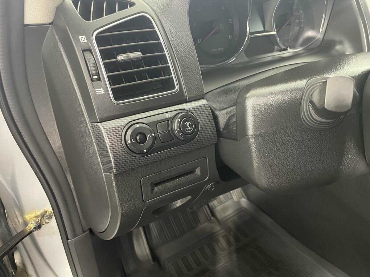 Chevrolet Captiva б/у, 2014, Автоматическая. Фото: #8