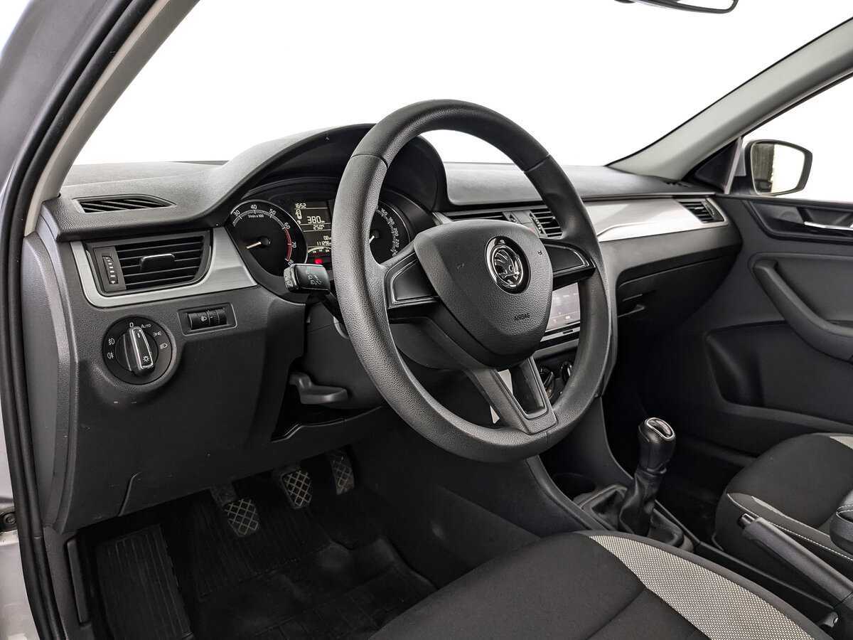 Skoda Rapid б/у, 2018, Механическая. Фото: #10
