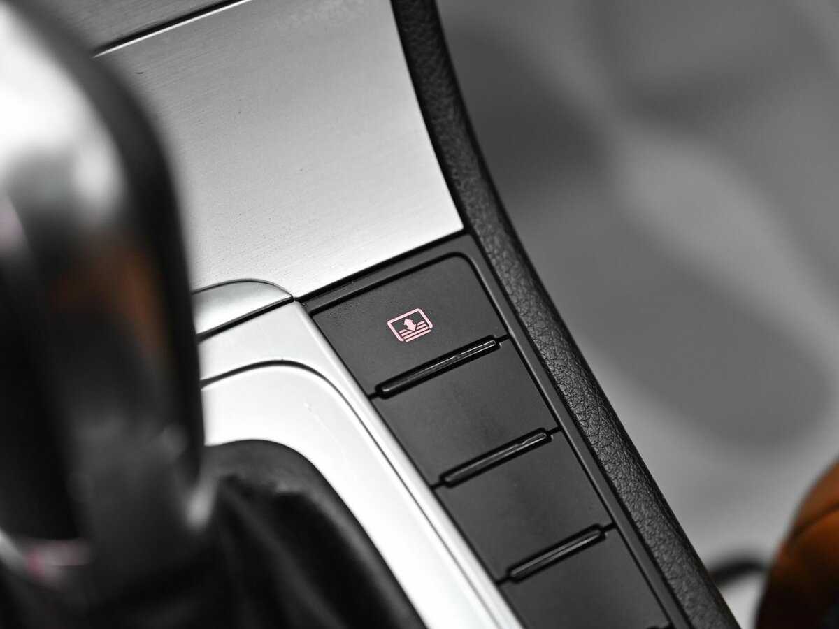 Volkswagen Passat CC б/у, 2013, Роботизированная. Фото: #10