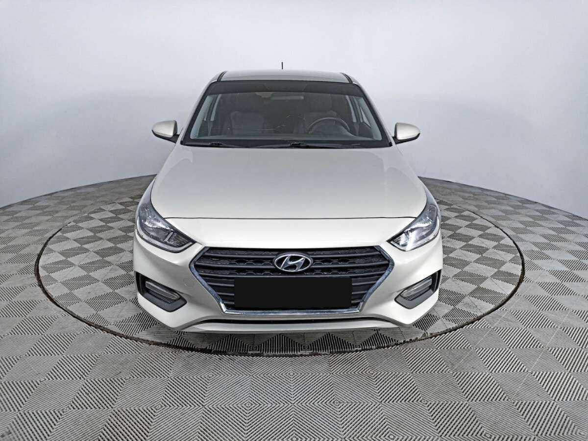 Hyundai Solaris б/у, 2019, Автоматическая. Фото: #1