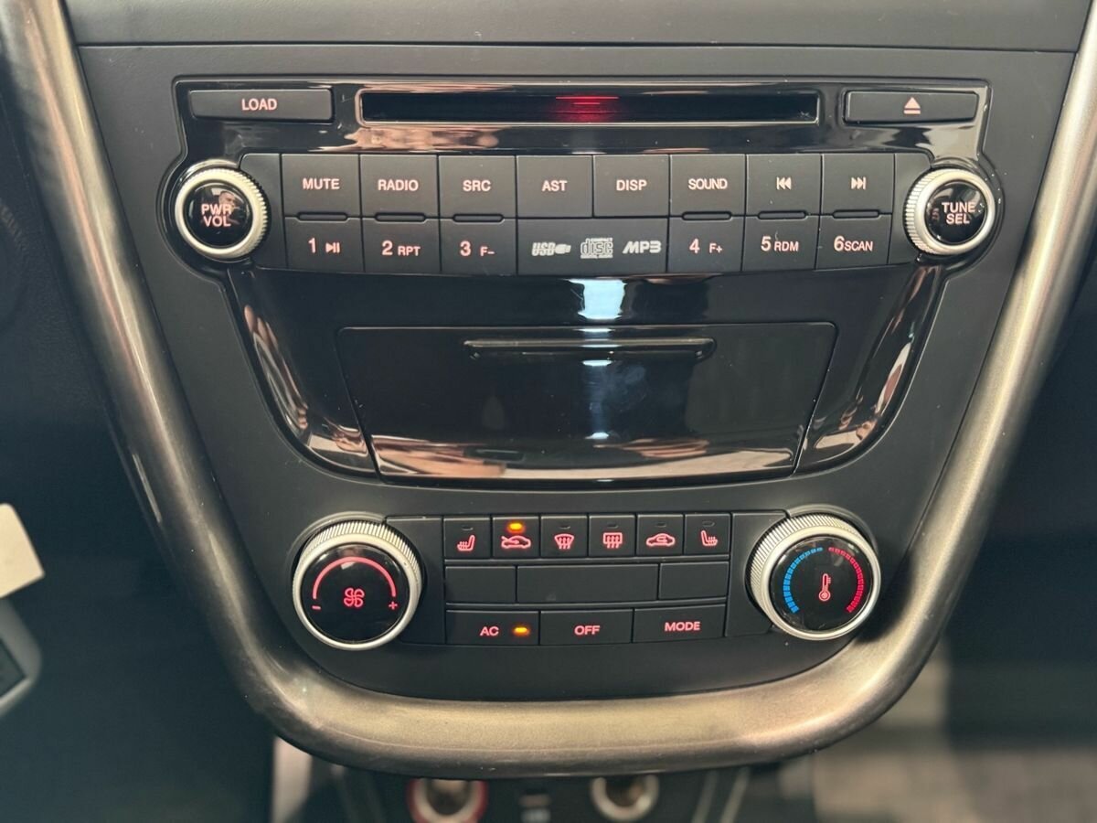 FAW Besturn X80 б/у, 2017, Автоматическая. Фото: #16