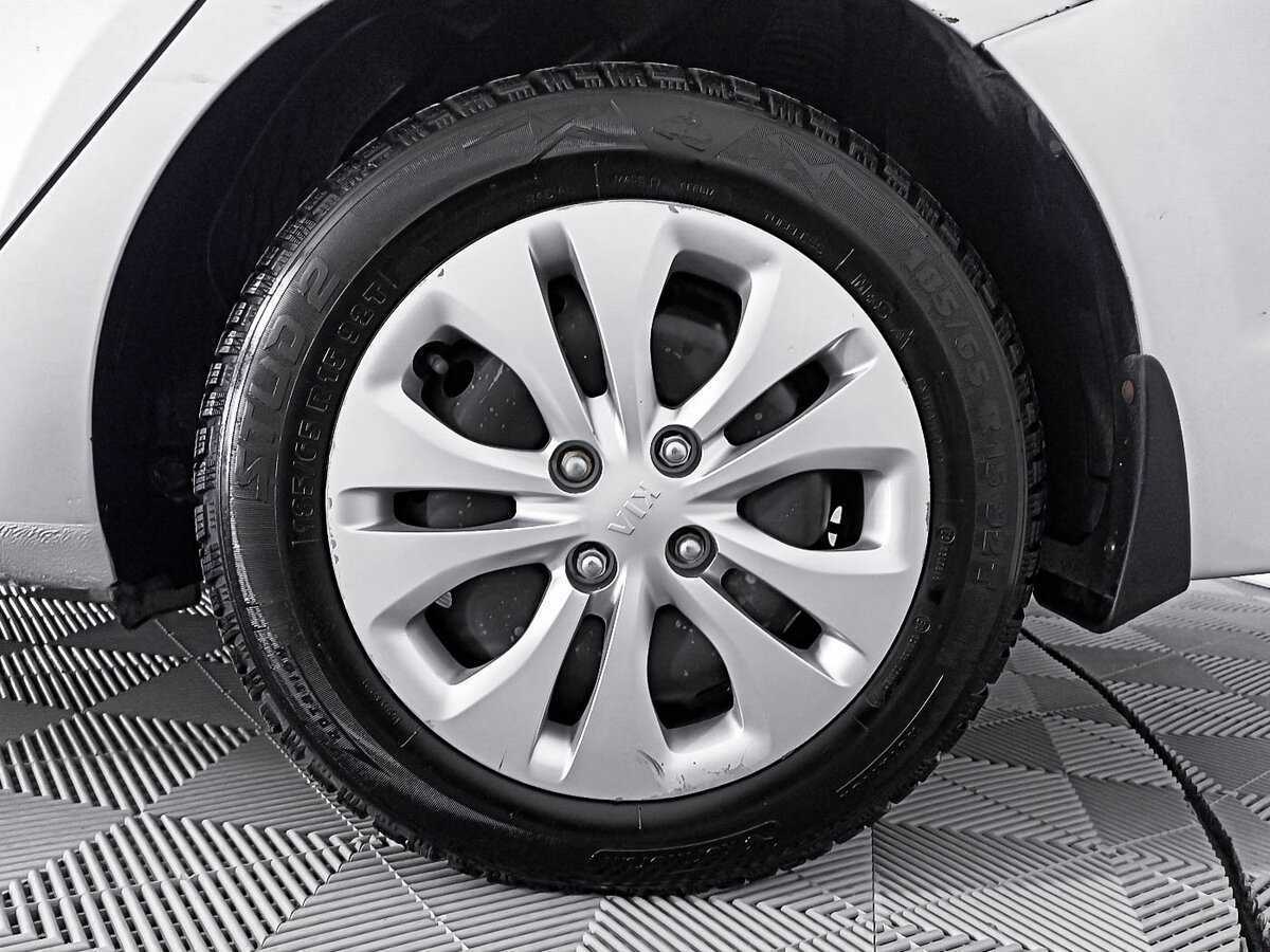 Hyundai Solaris б/у, 2018, Механическая. Фото: #15