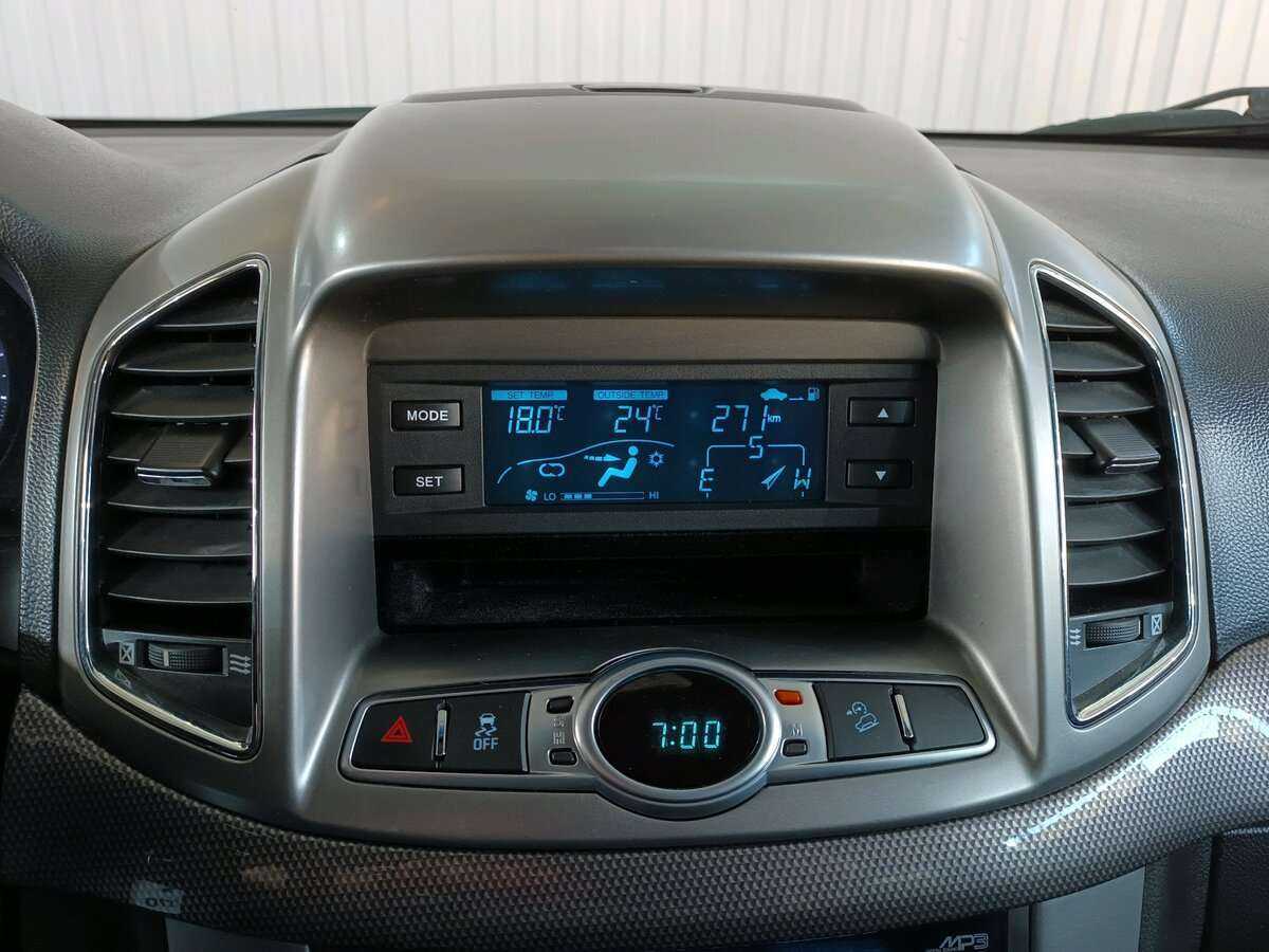 Chevrolet Captiva б/у, 2012, Автоматическая. Фото: #11