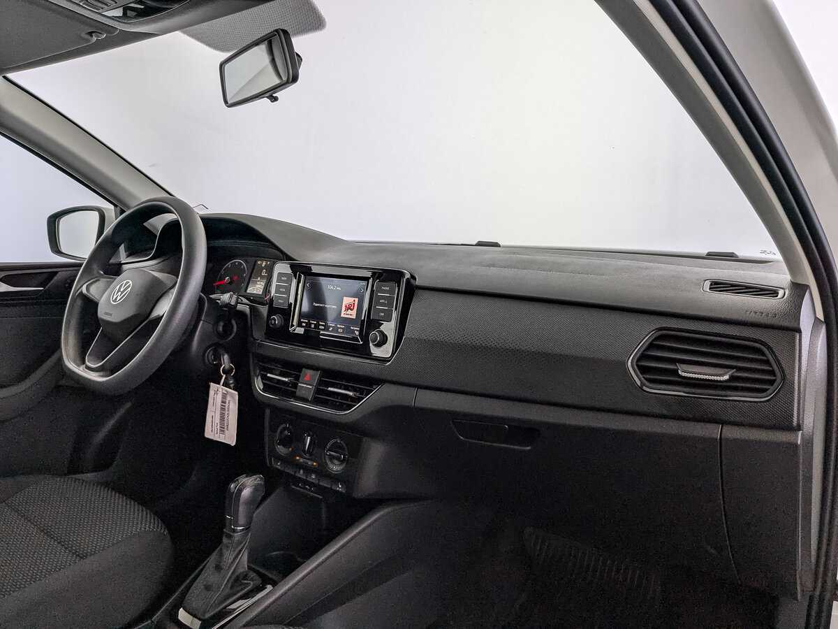 Volkswagen Polo б/у, 2020, Автоматическая. Фото: #8