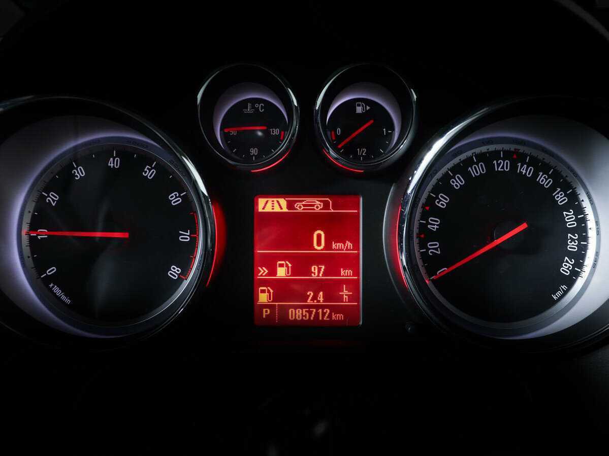 Opel Astra б/у, 2014, Автоматическая. Фото: #8