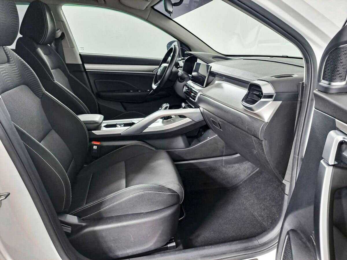 Geely Coolray б/у, 2021, Роботизированная. Фото: #8