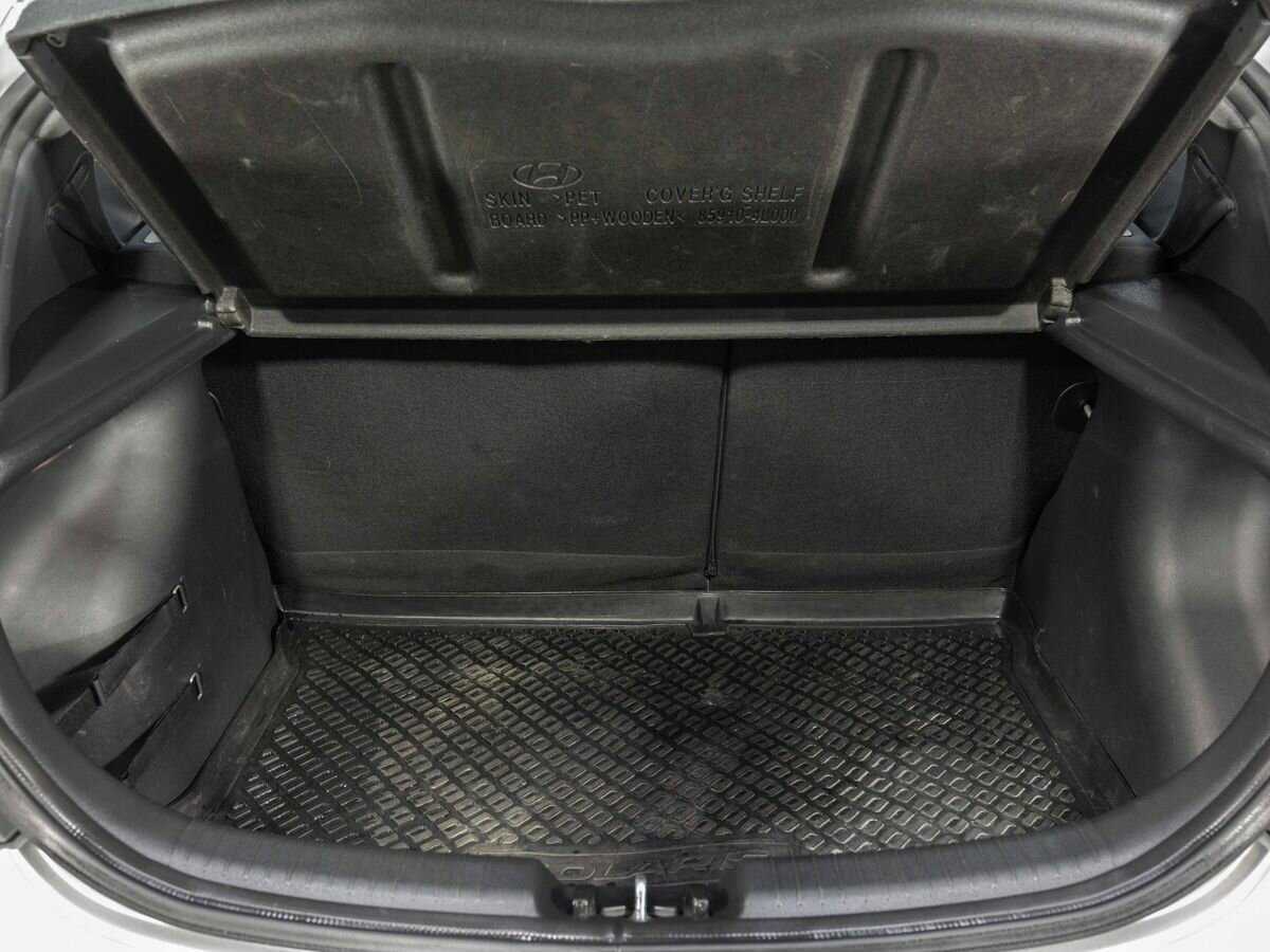 Hyundai Solaris б/у, 2016, Автоматическая. Фото: #22