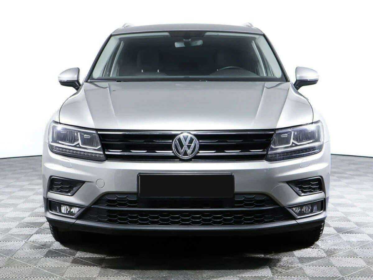Volkswagen Tiguan б/у, 2017, Роботизированная. Фото: #1