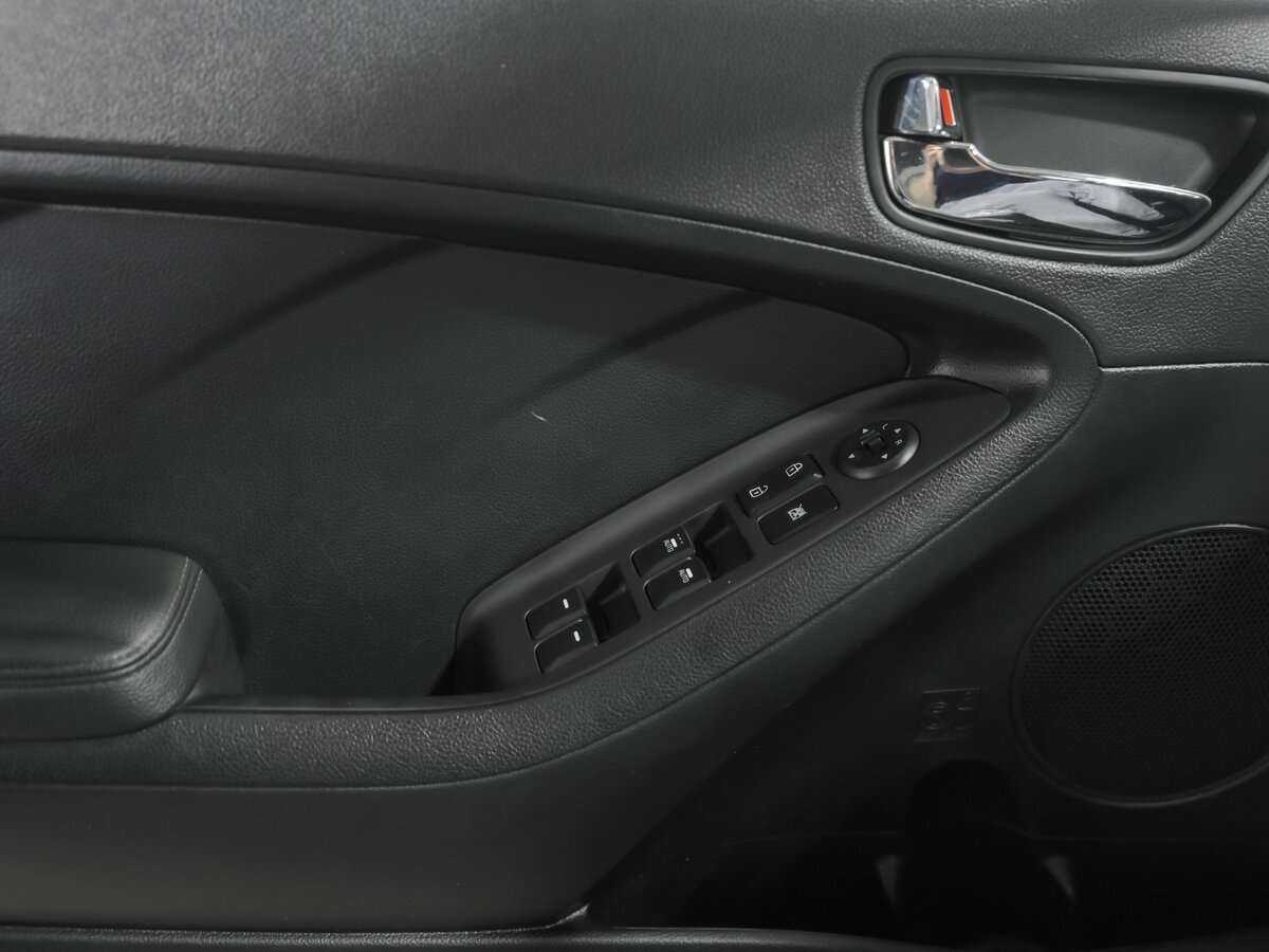 Kia Cerato б/у, 2014, Автоматическая. Фото: #8